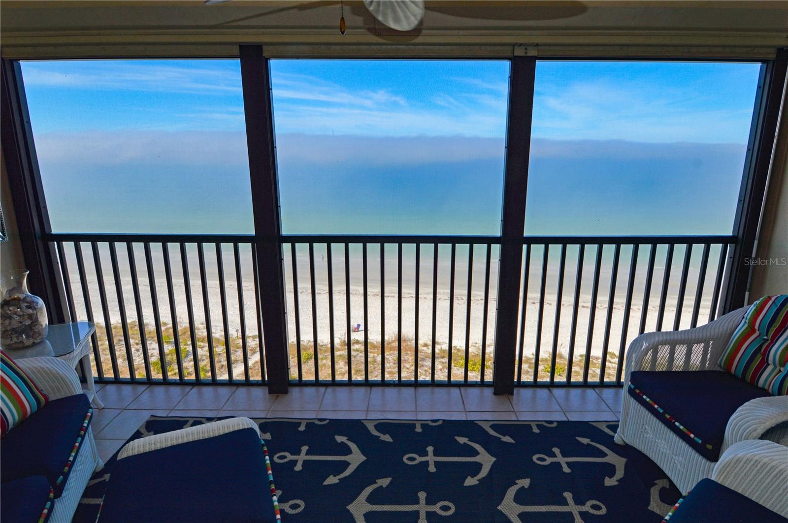 REFLECTIONS ON THE GULF CONDO - Residential Lease