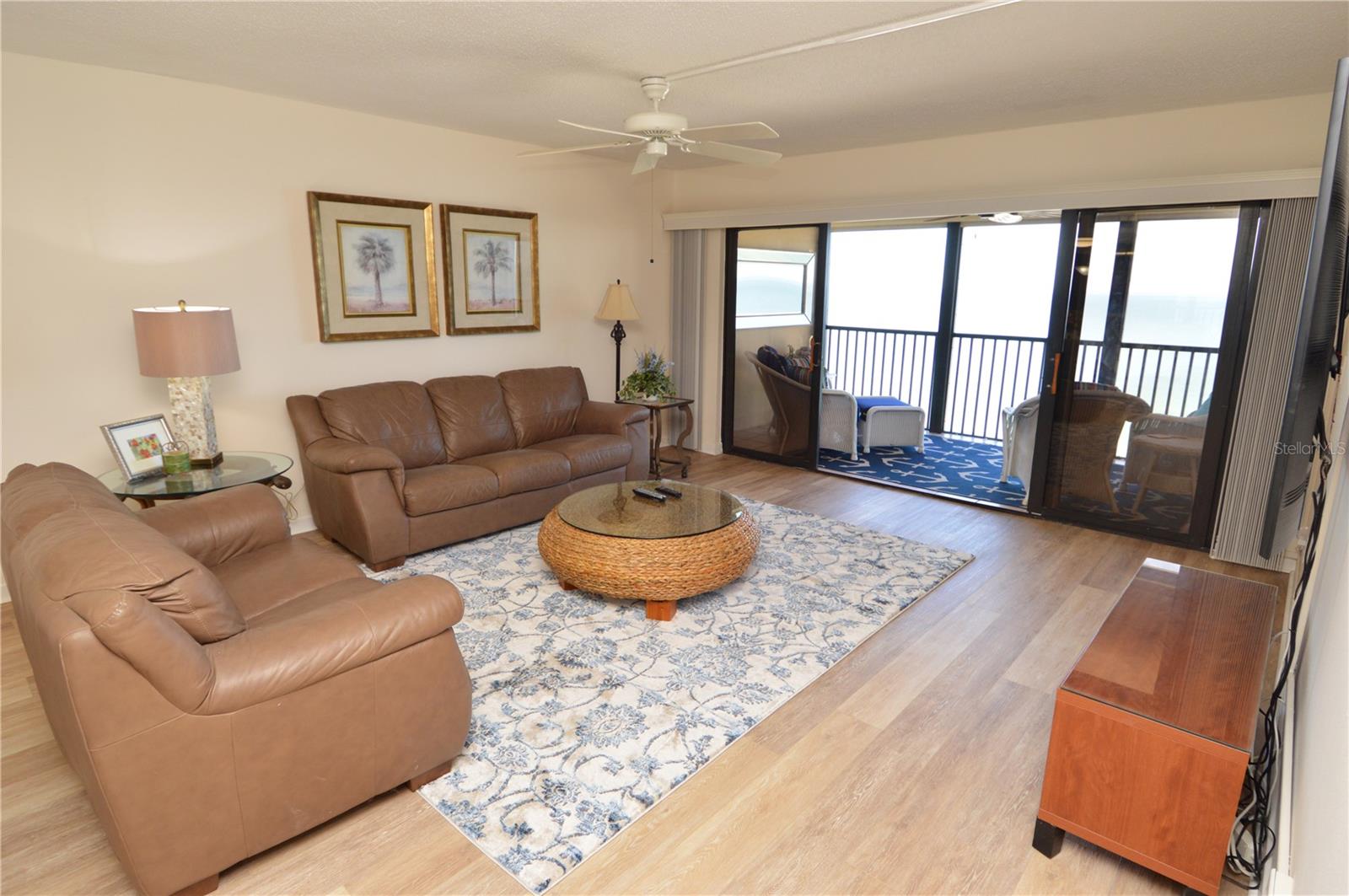 REFLECTIONS ON THE GULF CONDO - Residential Lease