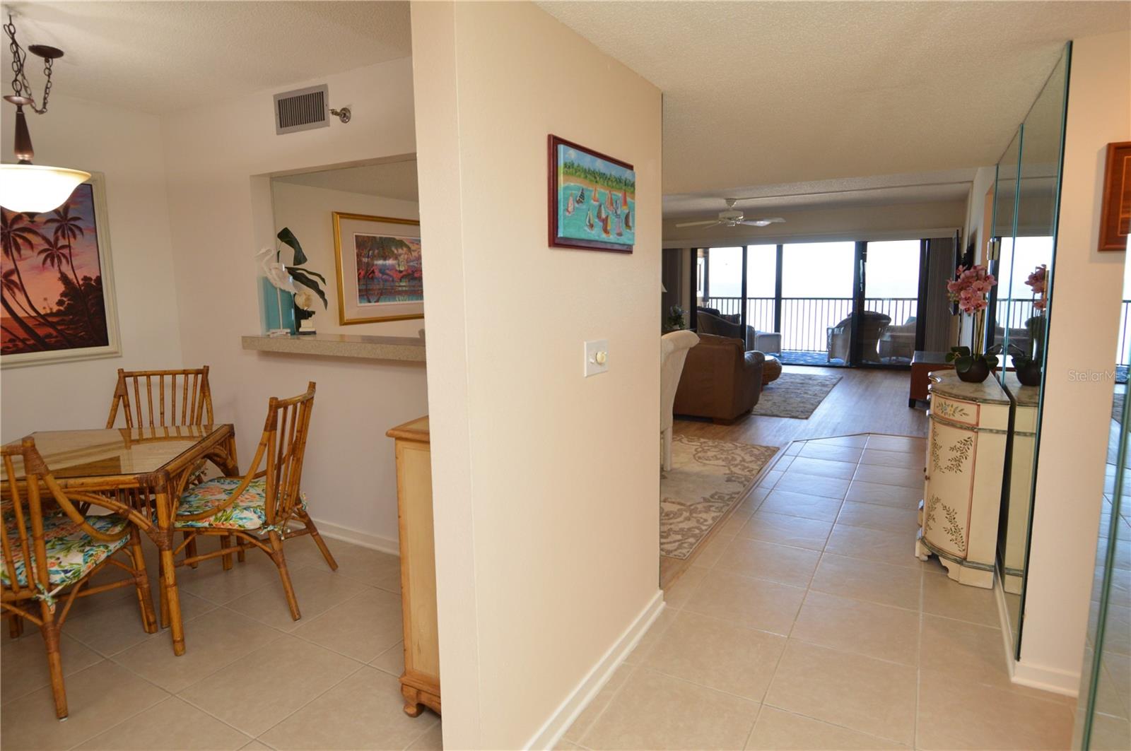 REFLECTIONS ON THE GULF CONDO - Residential Lease