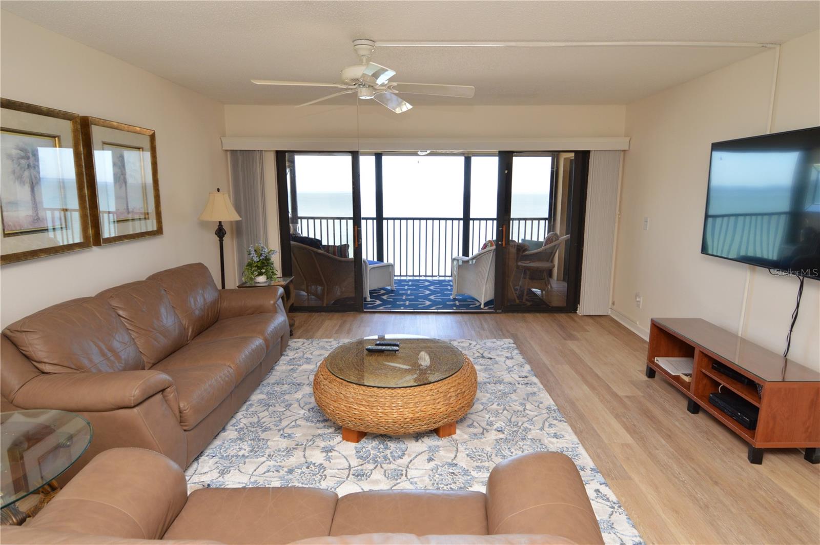 REFLECTIONS ON THE GULF CONDO - Residential Lease