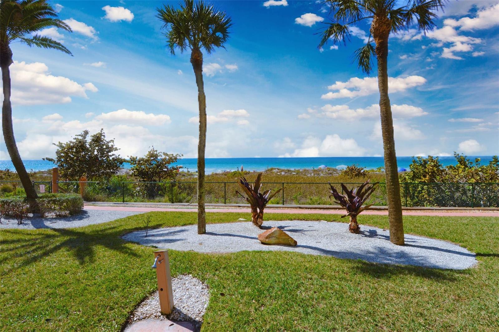 REFLECTIONS ON THE GULF CONDO - Residential Lease