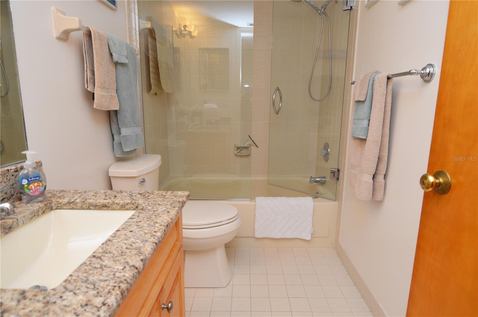 REFLECTIONS ON THE GULF CONDO - Residential Lease