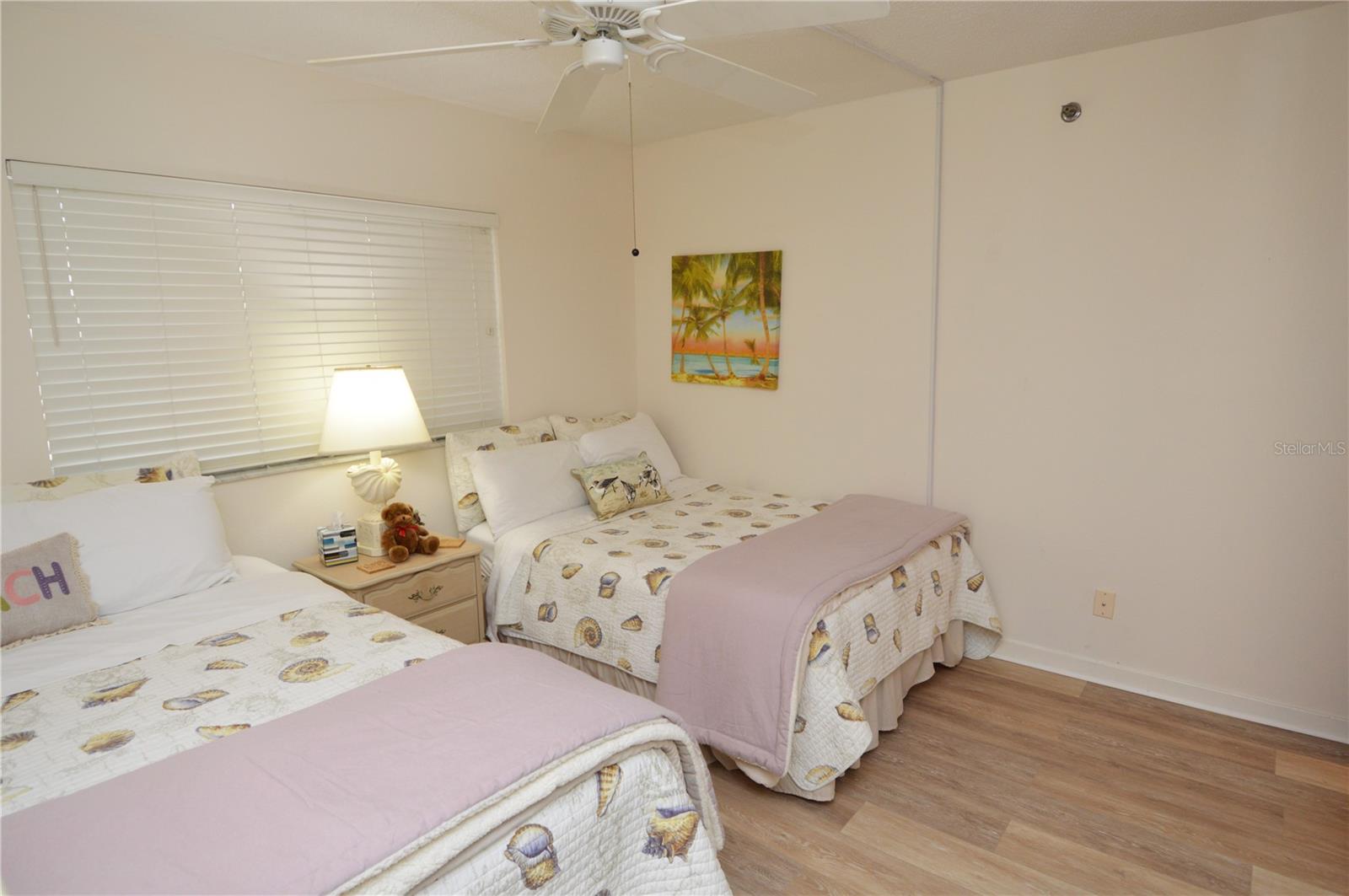 REFLECTIONS ON THE GULF CONDO - Residential Lease