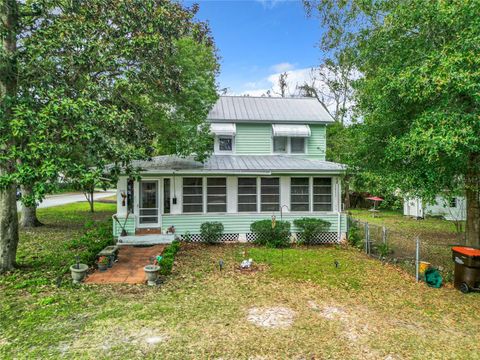 A home in BELLEVIEW