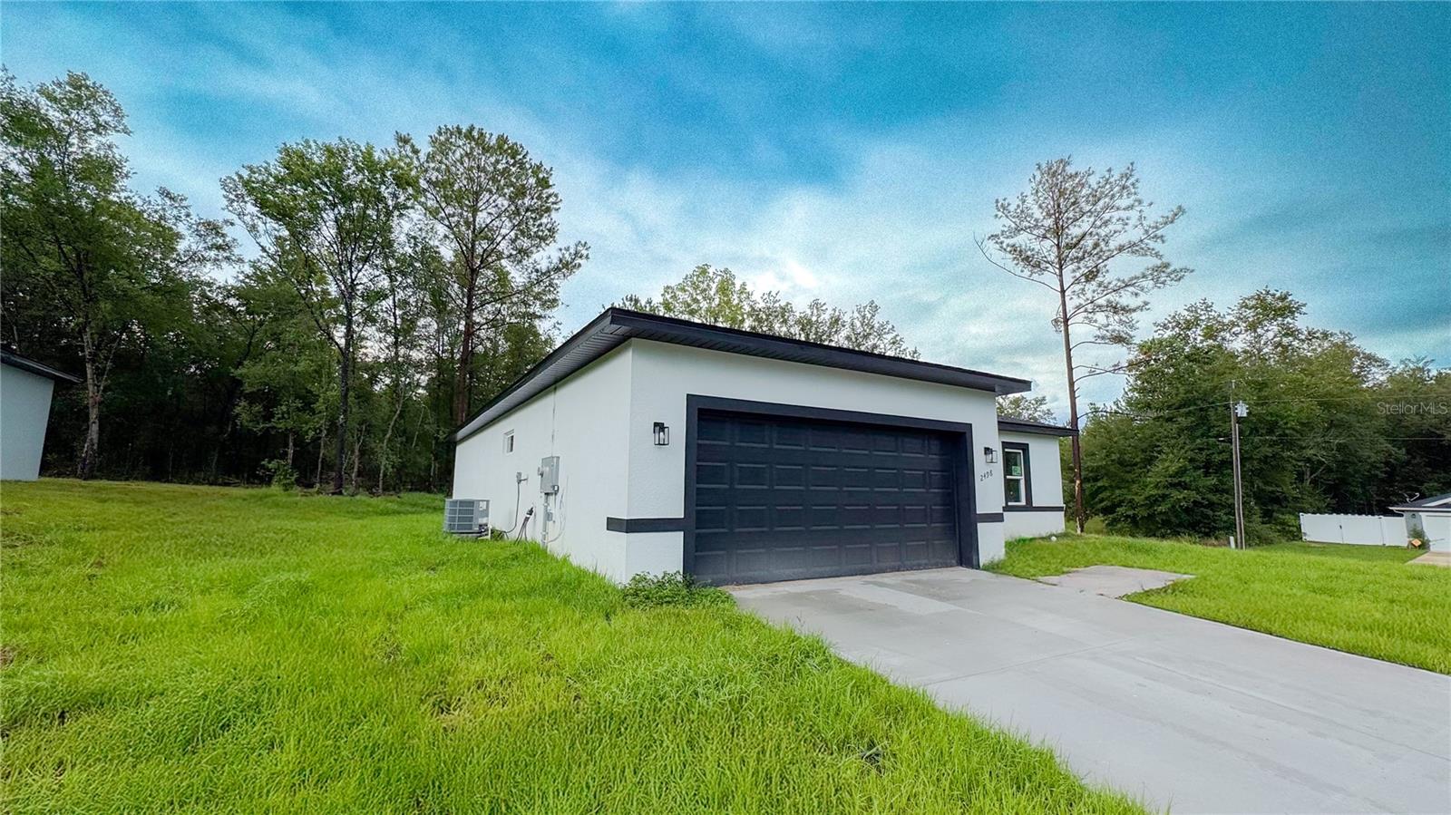 2498 W MAGENTA DRIVE