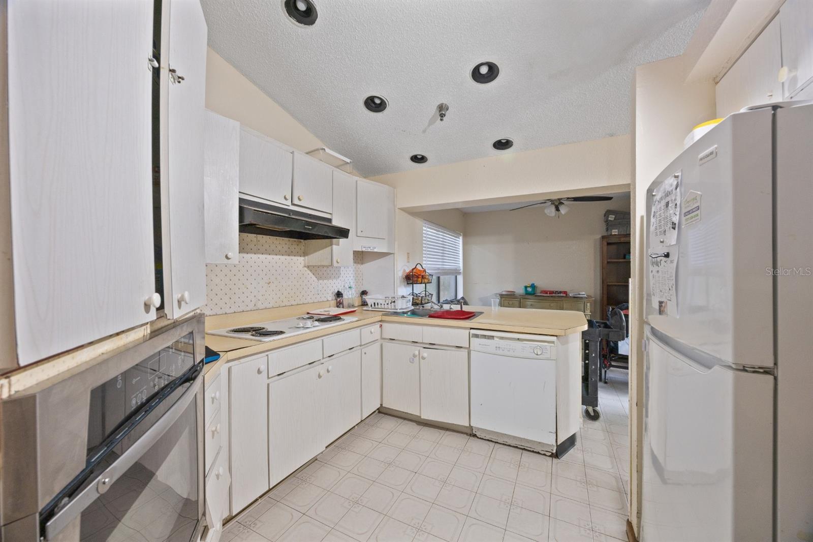 VIRGINIA GROVE TERRACE 4TH ADD - Commercial Sale