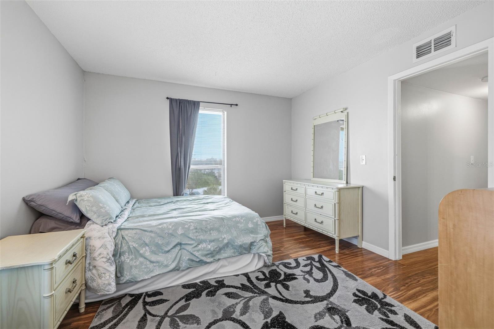 HARBOR CLUB CONDO - Residential