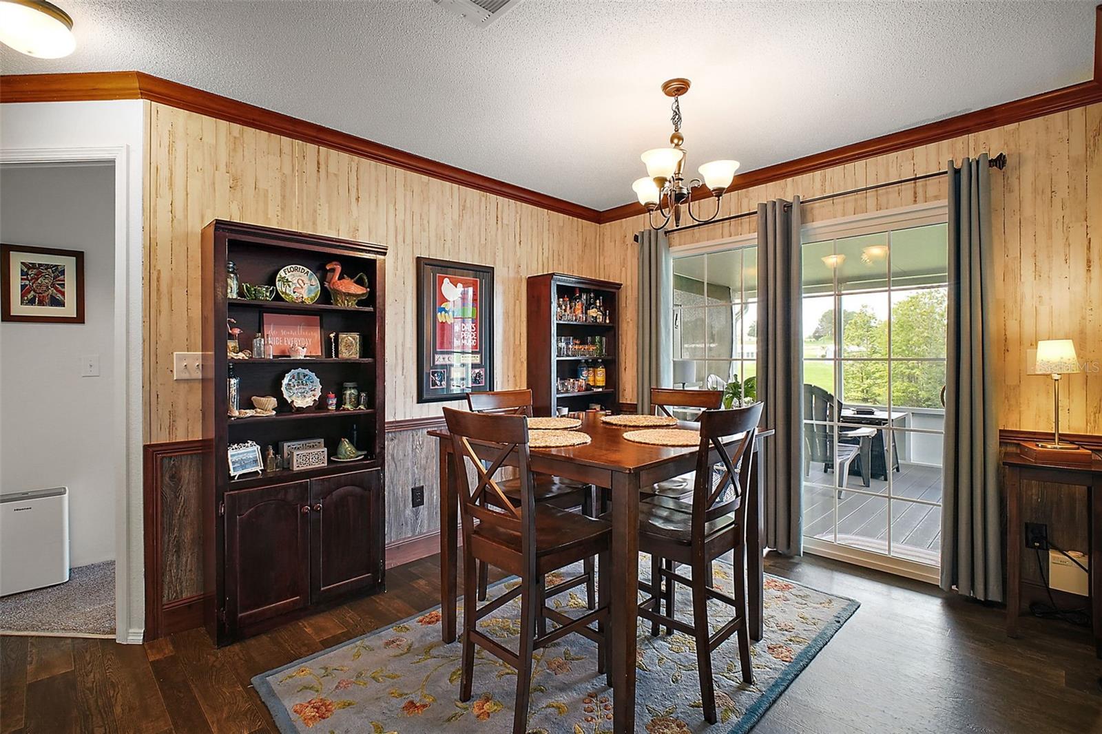 ZELLWOOD STATION - Residential