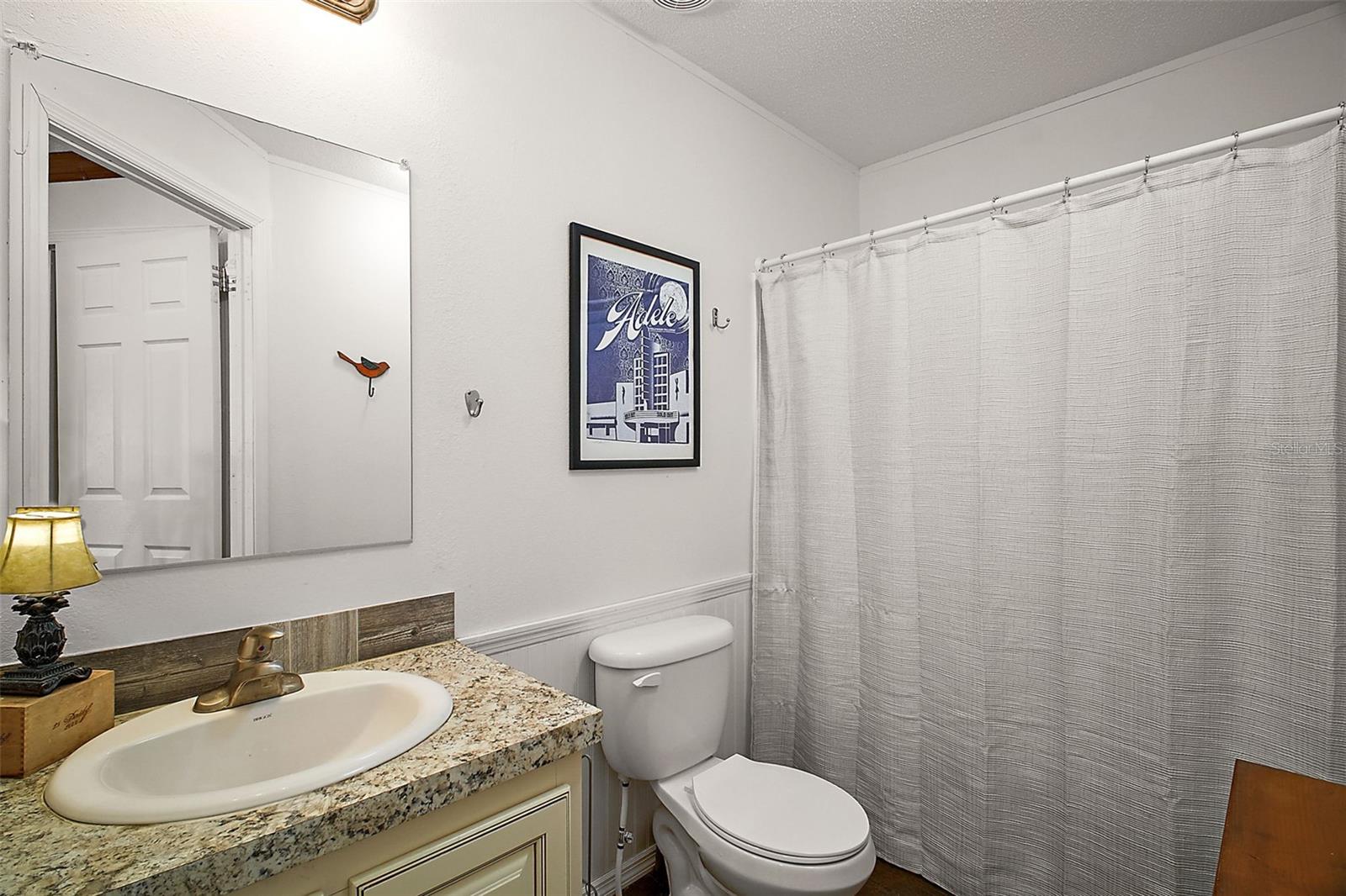 ZELLWOOD STATION - Residential