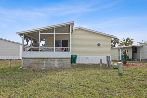 A home in PORT CHARLOTTE