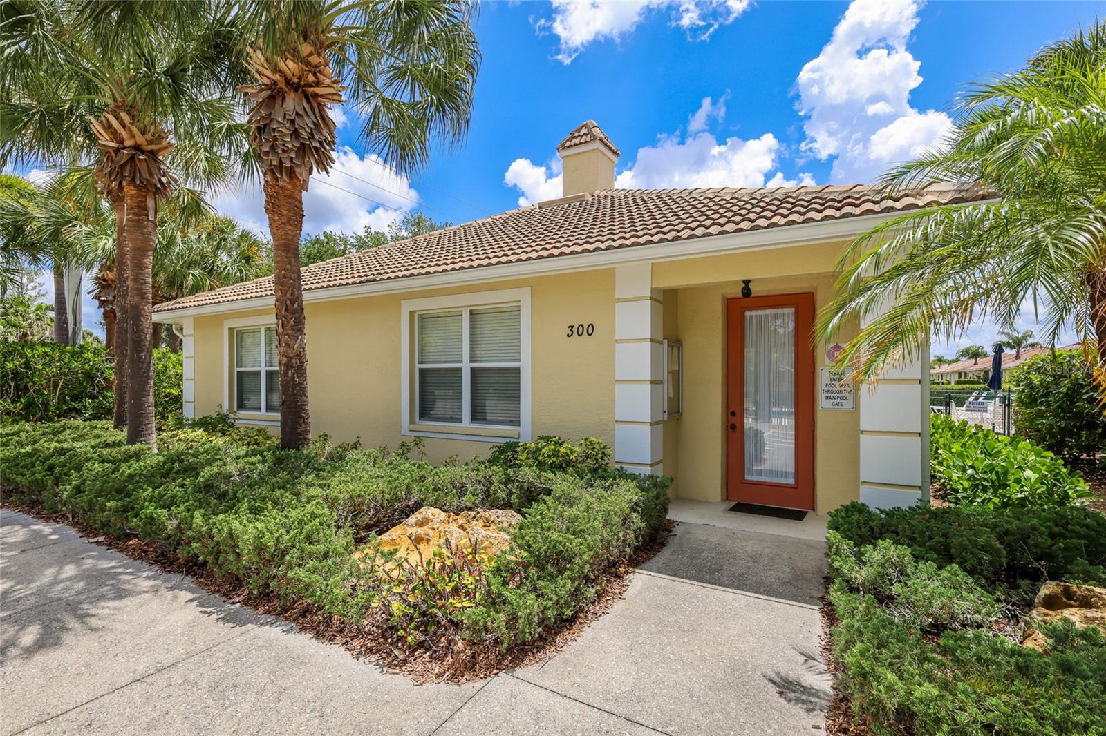 VISTA DEL LAGO - Residential
