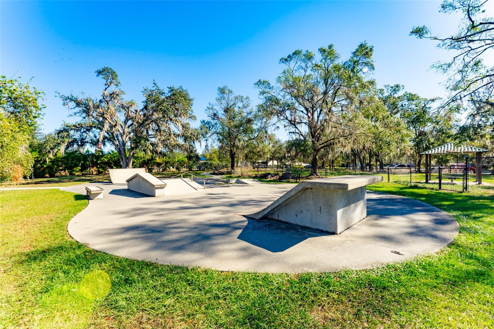 CHANNING PARK - Residential