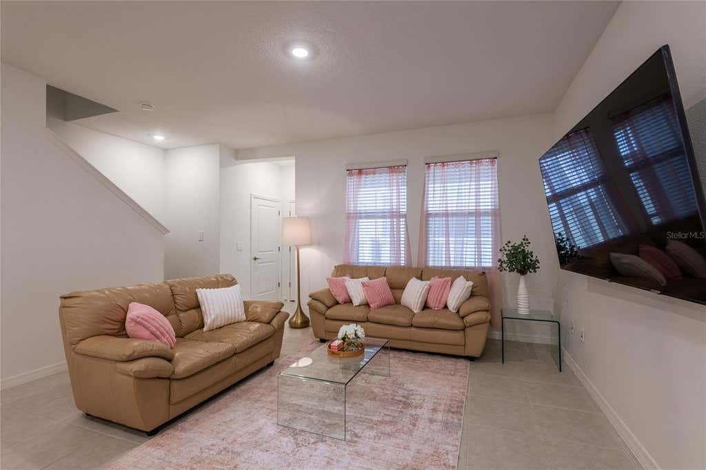Photo of 10807 E Fort White Court, Tampa, FL 33647 (MLS # TB8516584)