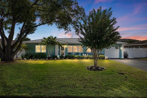 Photo of 3862 26th Avenue N, St Petersburg, FL 33713 (MLS # TB8443001)