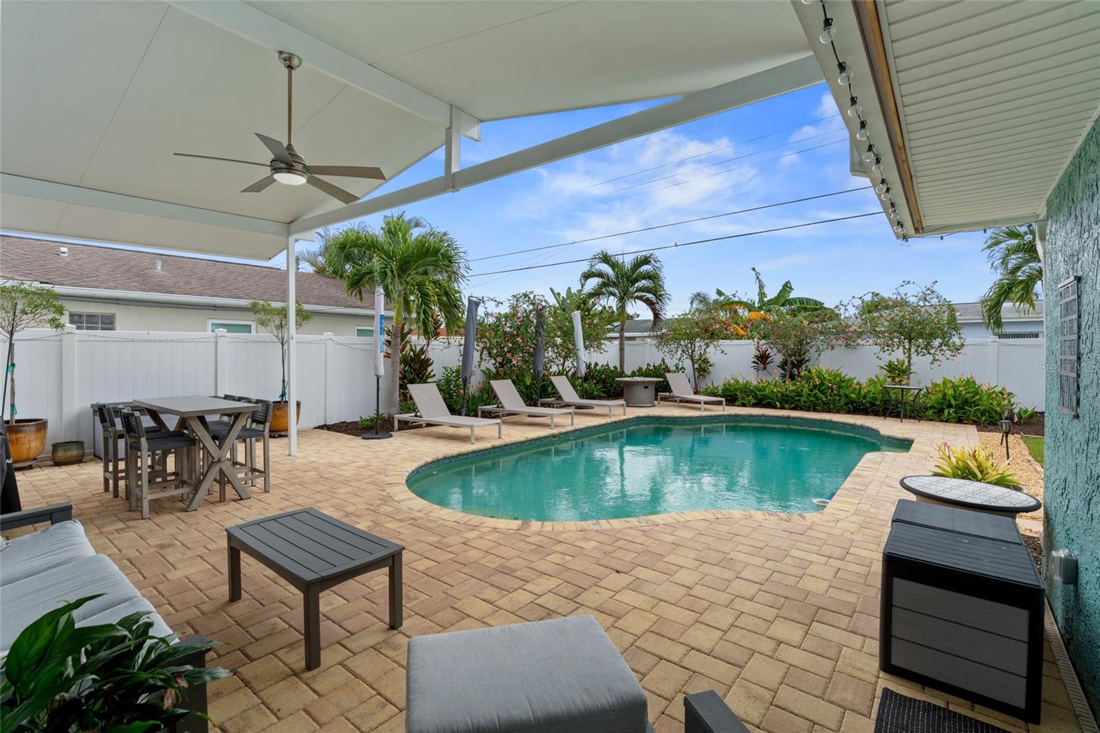 WALLACE 1ST ADD - Residential