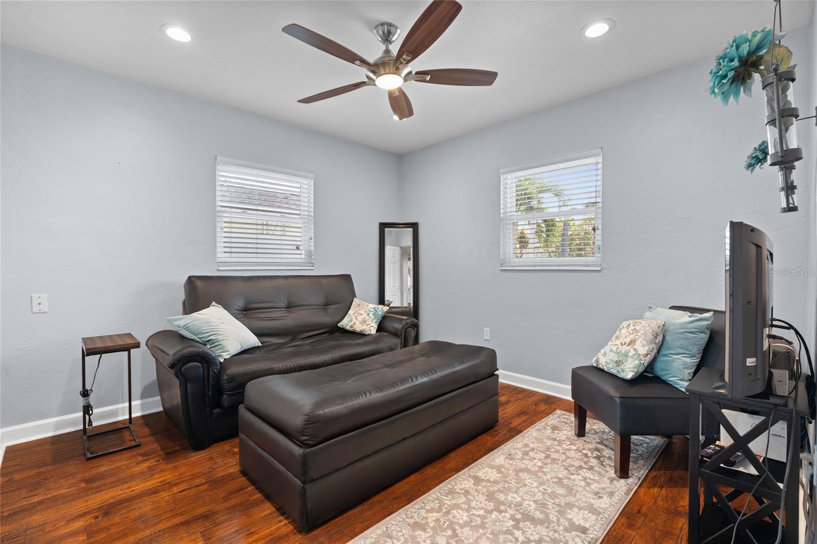 WALLACE 1ST ADD - Residential