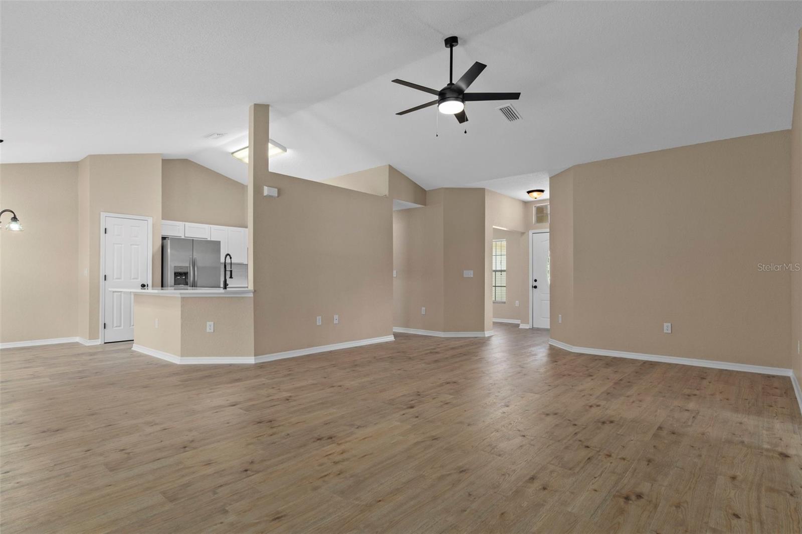 SPRING HILL - Residential