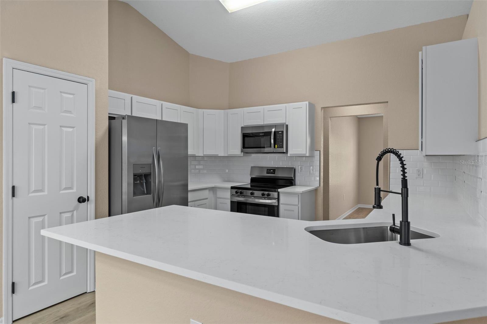 SPRING HILL - Residential
