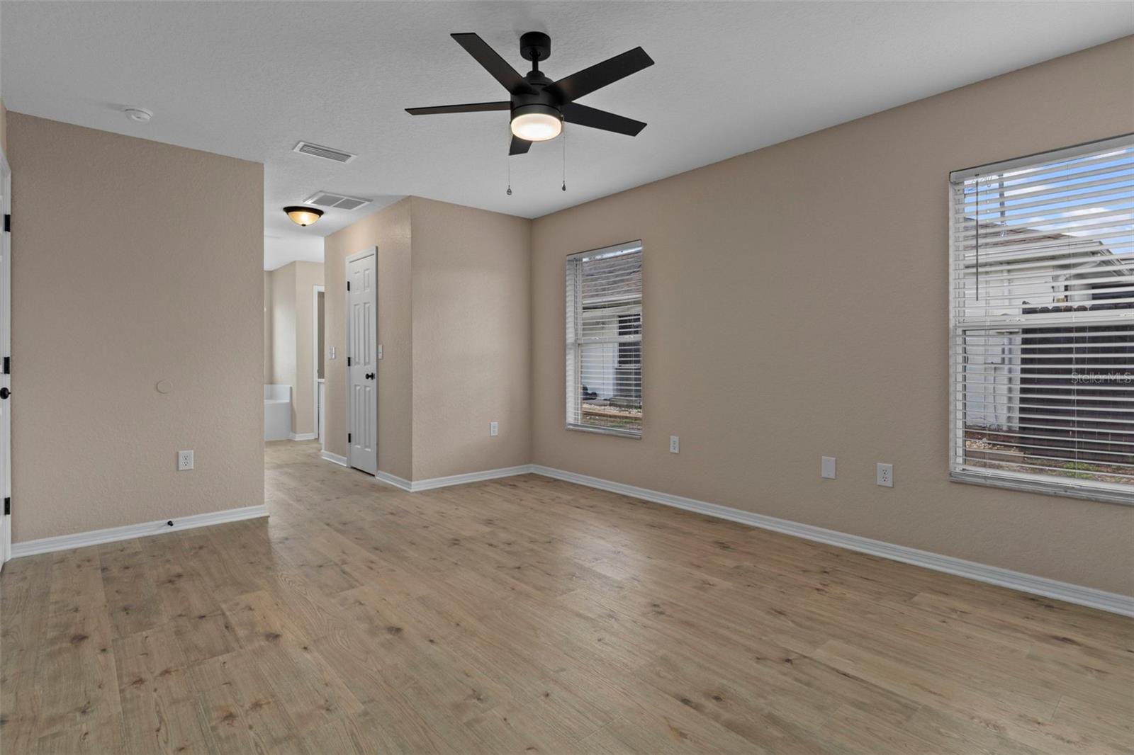 SPRING HILL - Residential