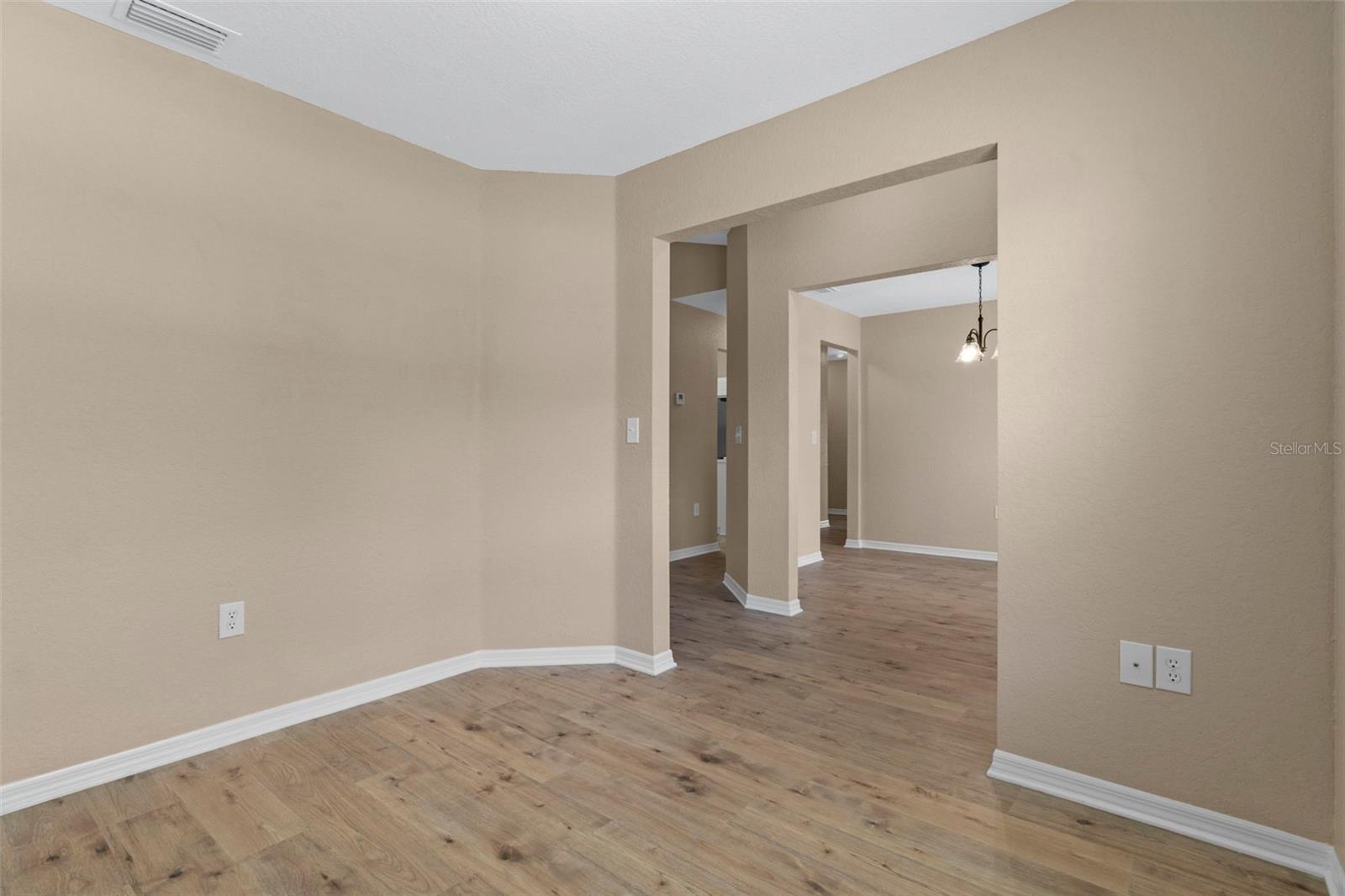SPRING HILL - Residential