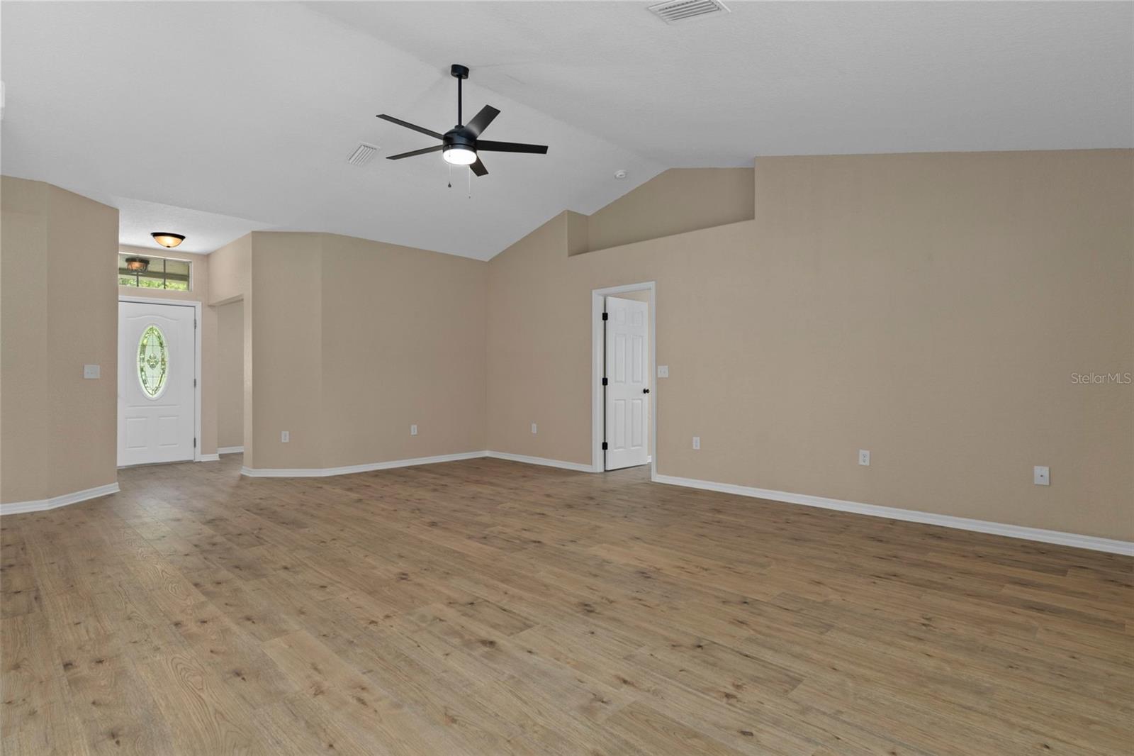 SPRING HILL - Residential