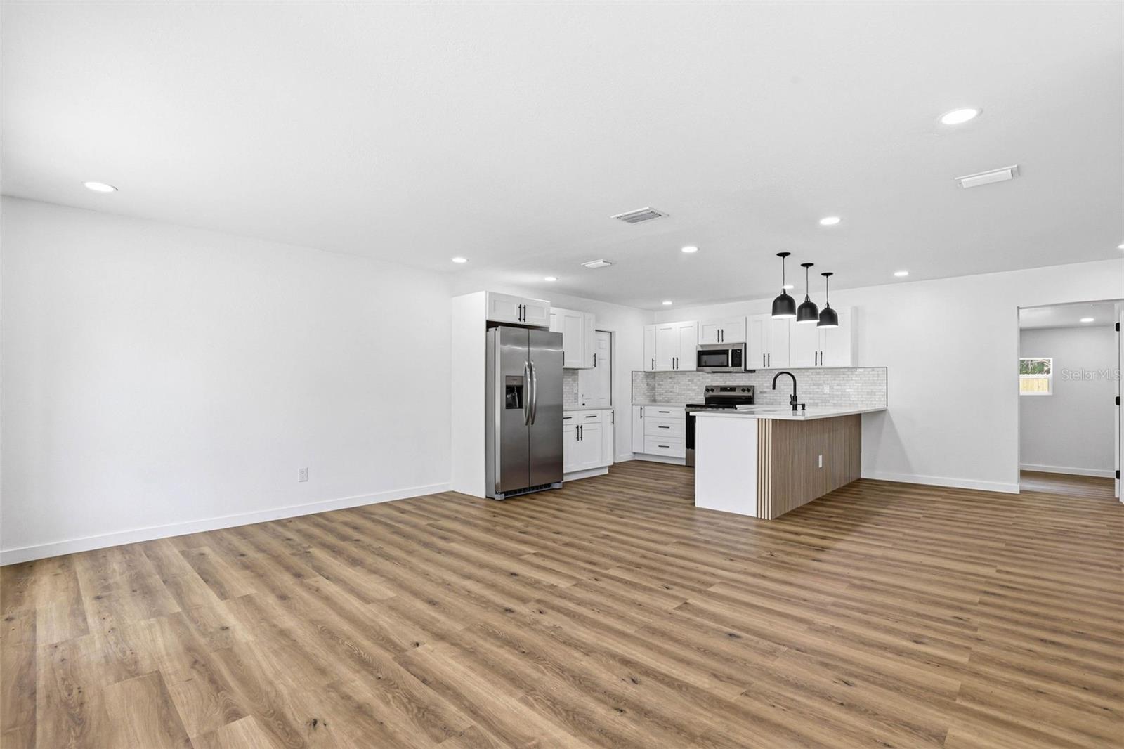 CLAIR MEL CITY UNIT 10 - Residential