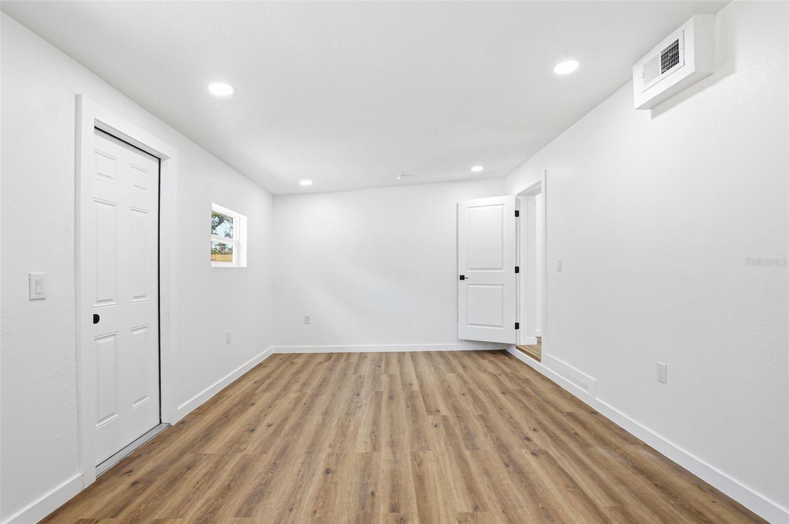 CLAIR MEL CITY UNIT 10 - Residential