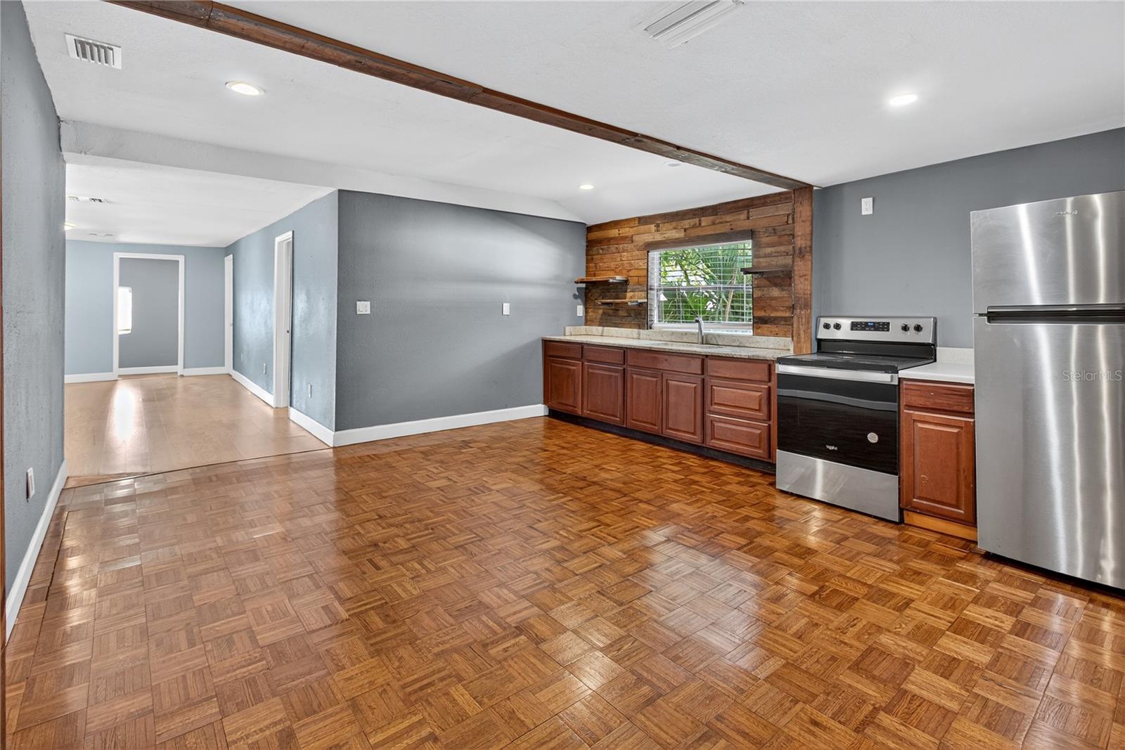 SUN CITY ROSS ADD TO - Residential