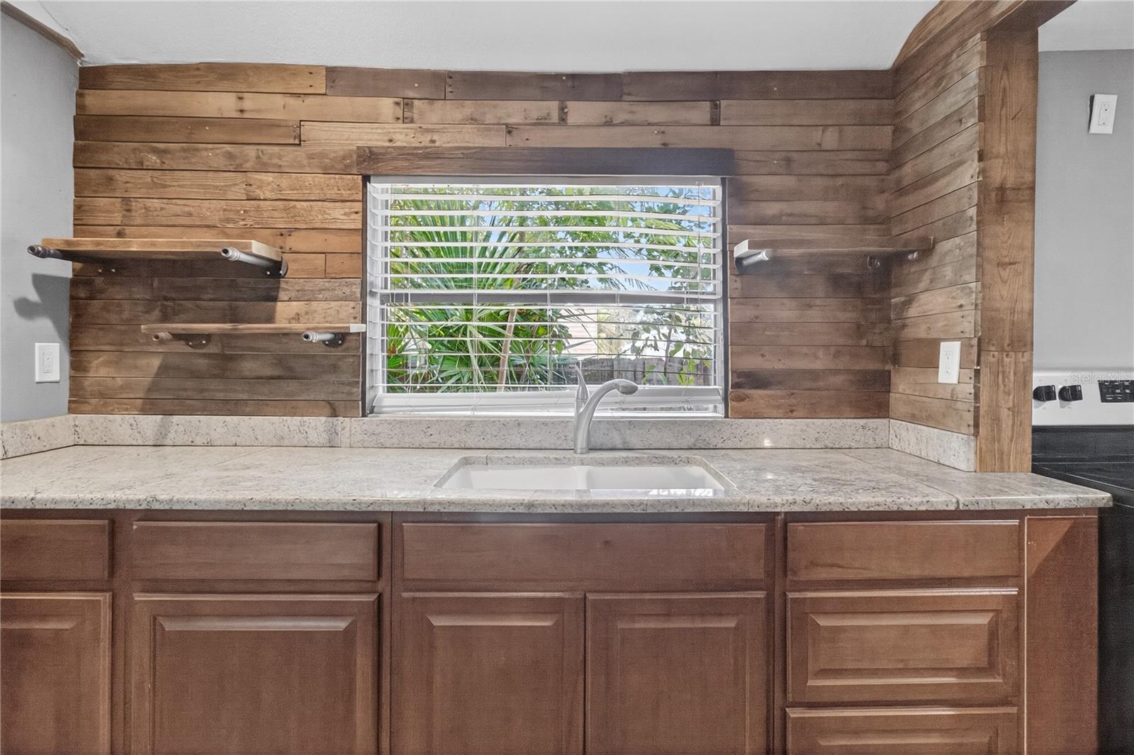 SUN CITY ROSS ADD TO - Residential