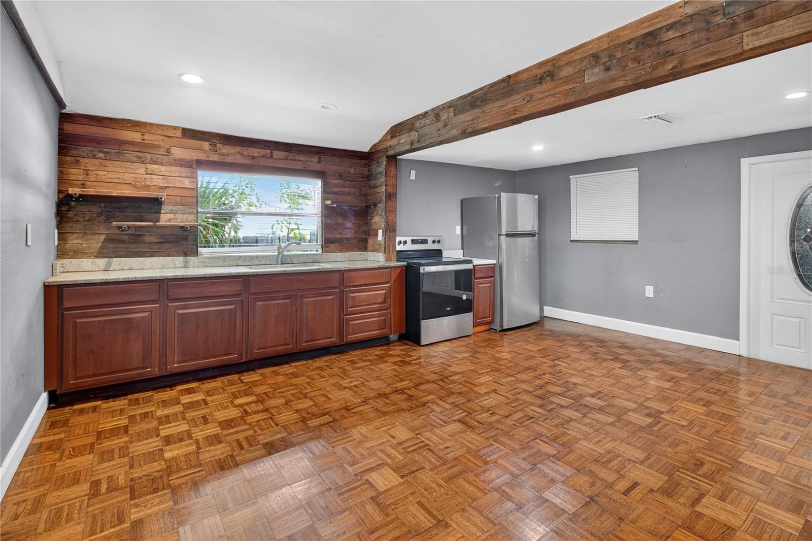 SUN CITY ROSS ADD TO - Residential