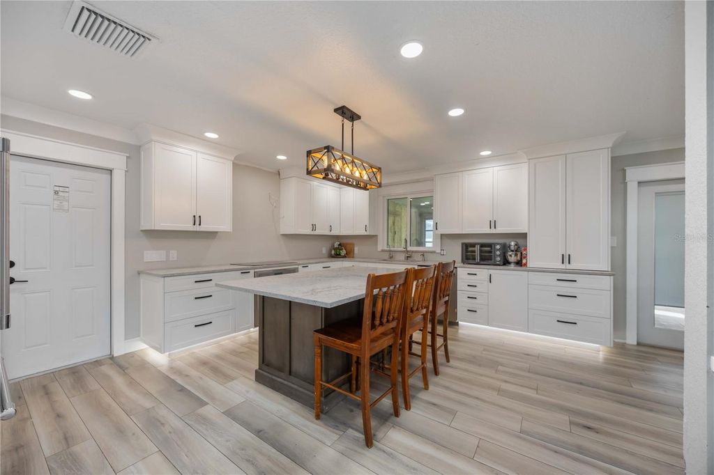 Photo of 3254 Elliott Street, Venice, FL 34292 (MLS # A4662746)