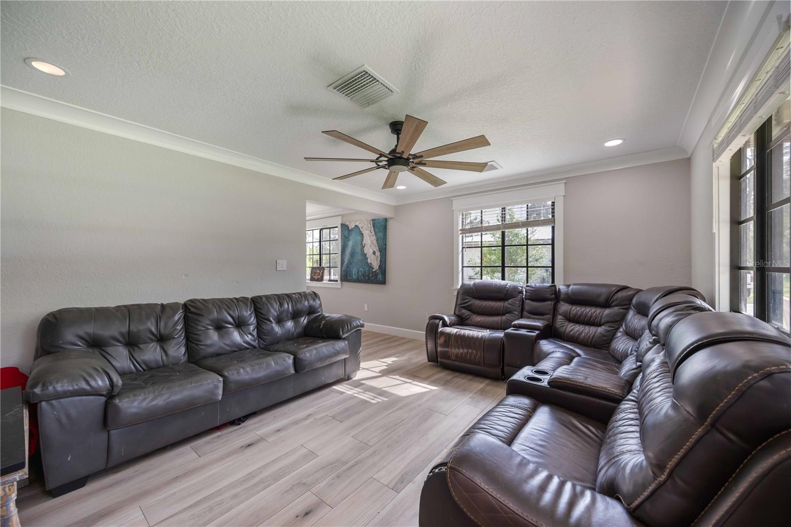 RIVER PALMS - Residential