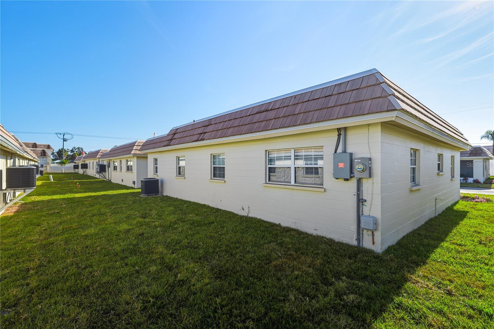 ISLAND HOUSE - Residential