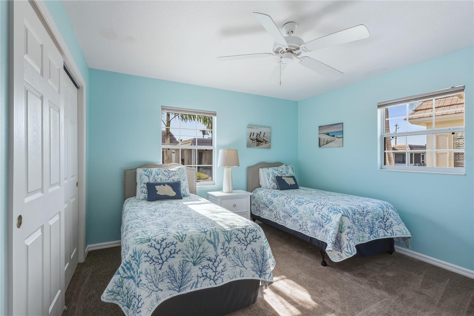 ISLAND HOUSE - Residential