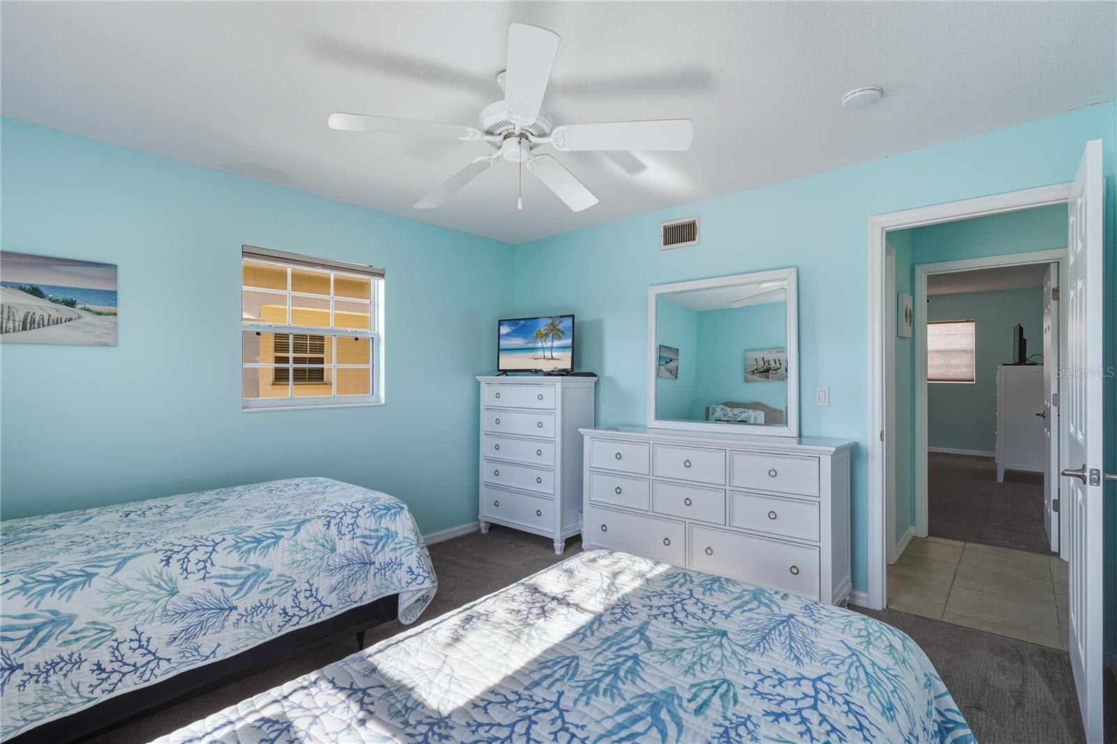 ISLAND HOUSE - Residential