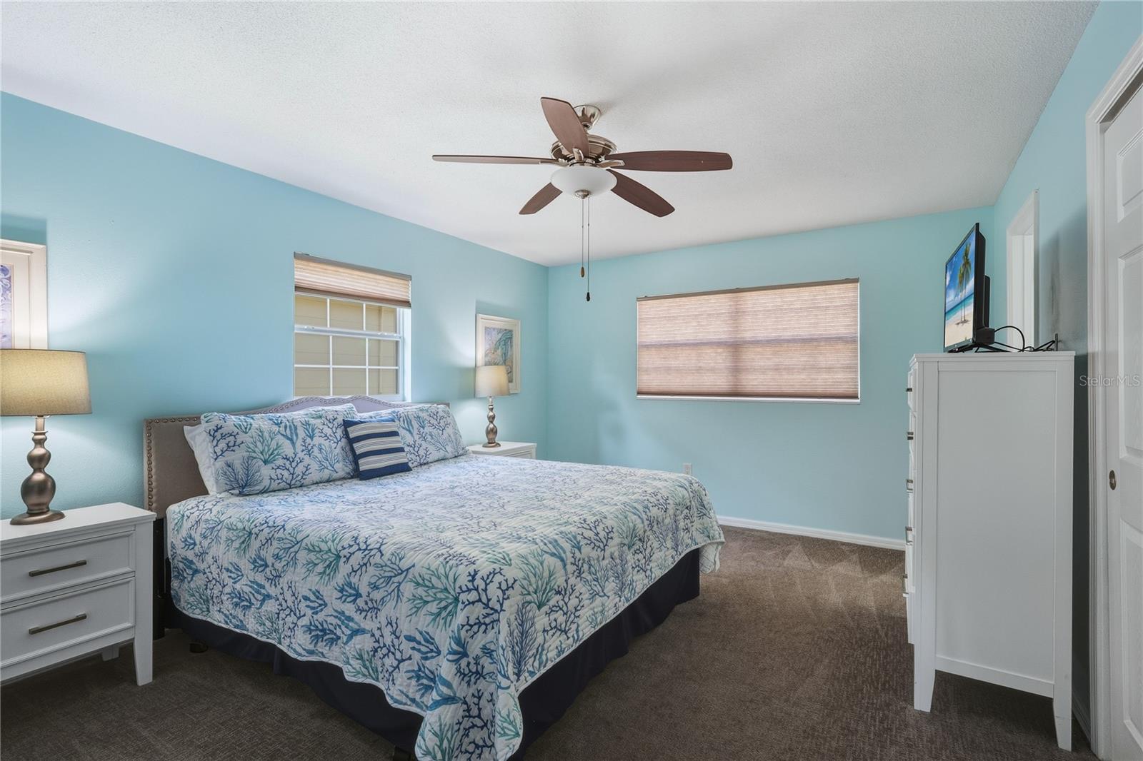 ISLAND HOUSE - Residential