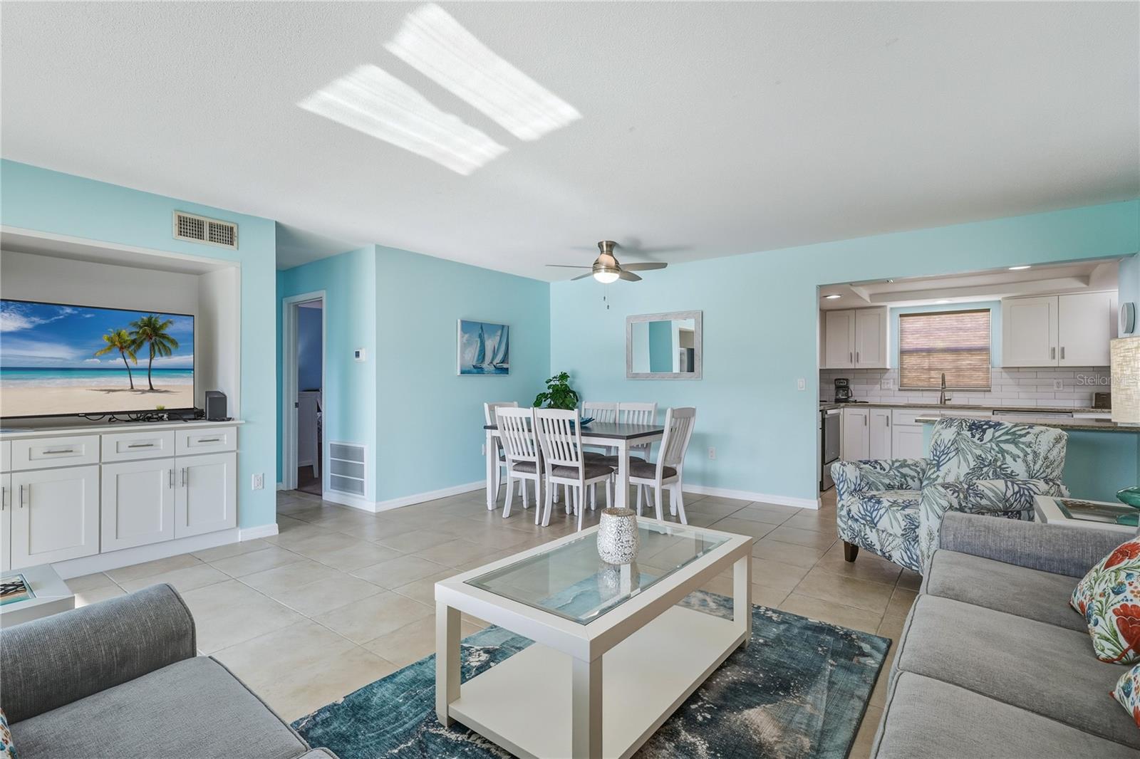 ISLAND HOUSE - Residential