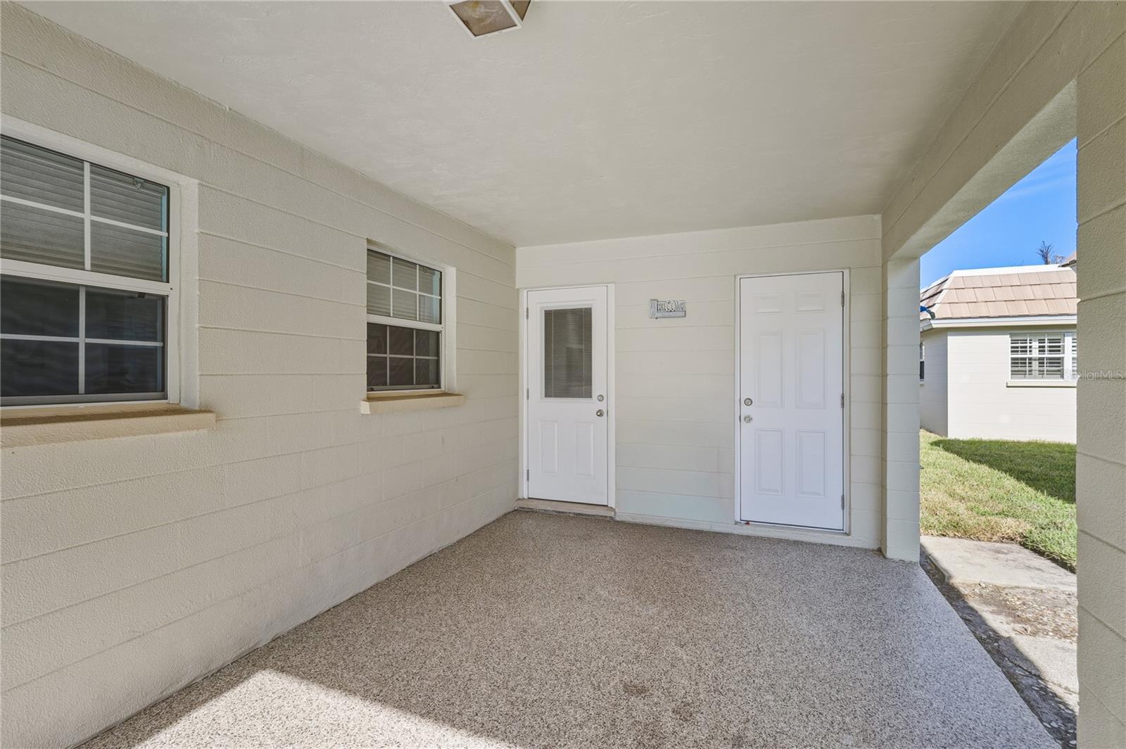 ISLAND HOUSE - Residential