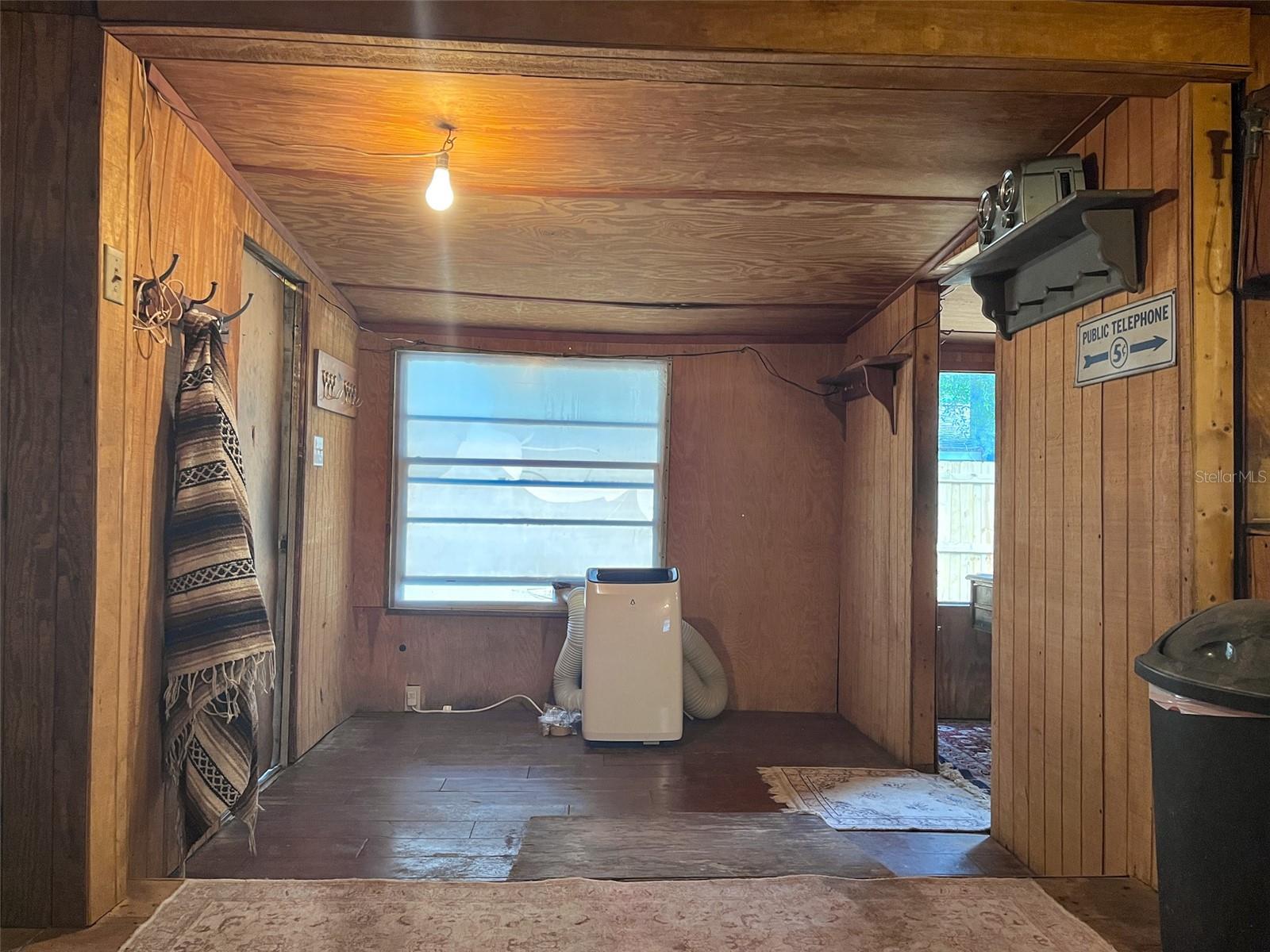 APACHE SHORES UNIT 04 - Residential