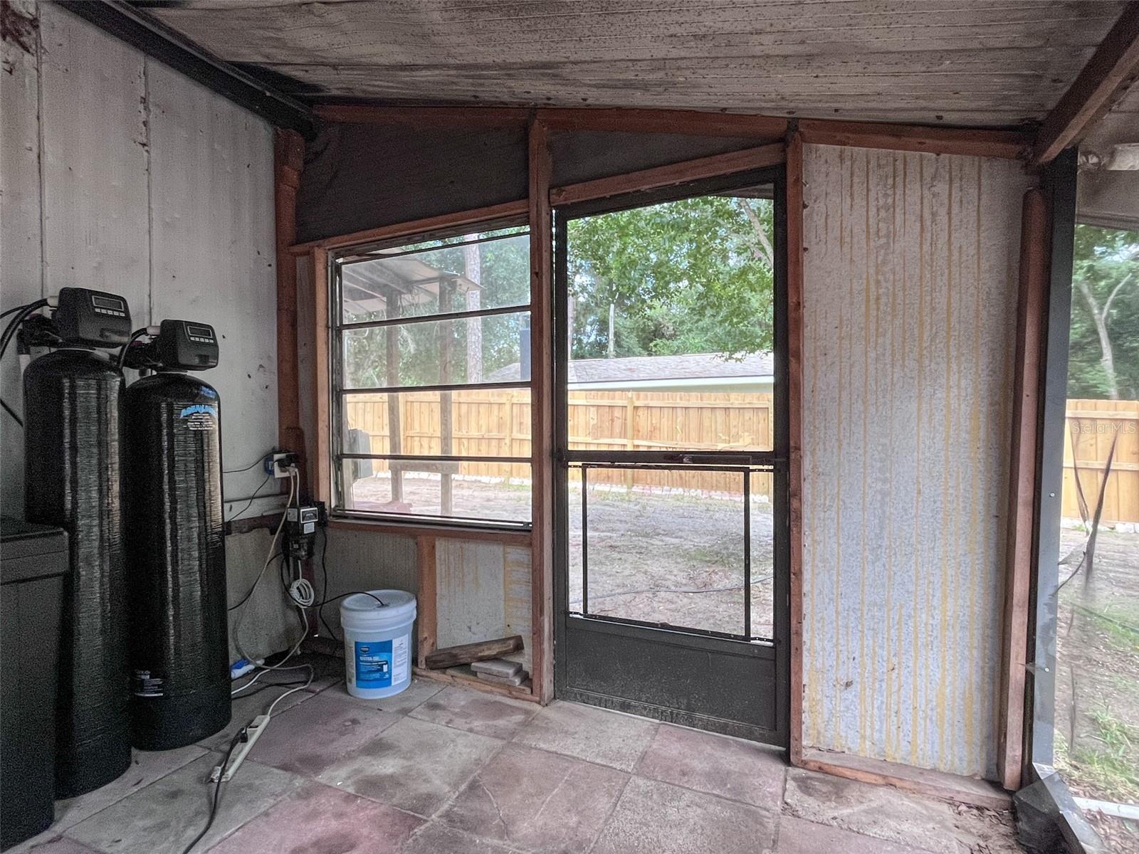 APACHE SHORES UNIT 04 - Residential