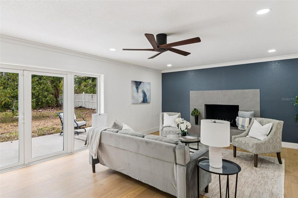 Photo of 850 Rafael Boulevard NE, St Petersburg, FL 33704 (MLS # TB8479963)