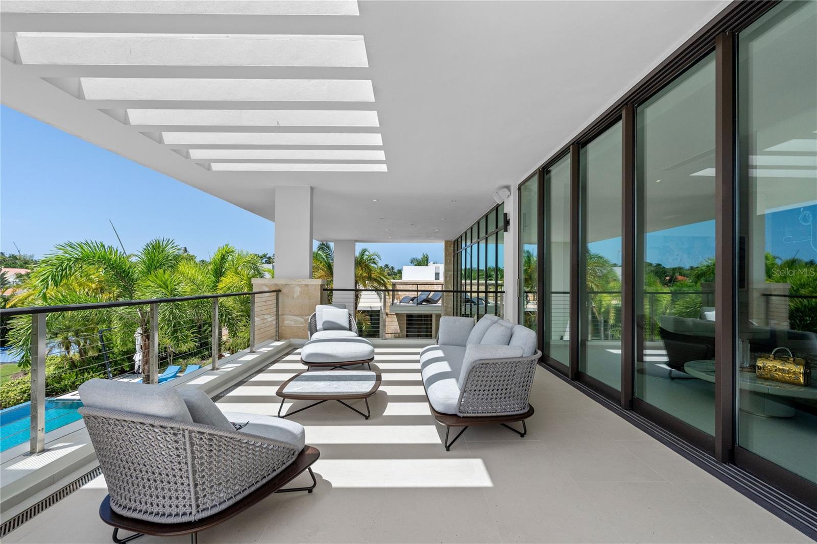 DORADO BEACH EAST - Residential