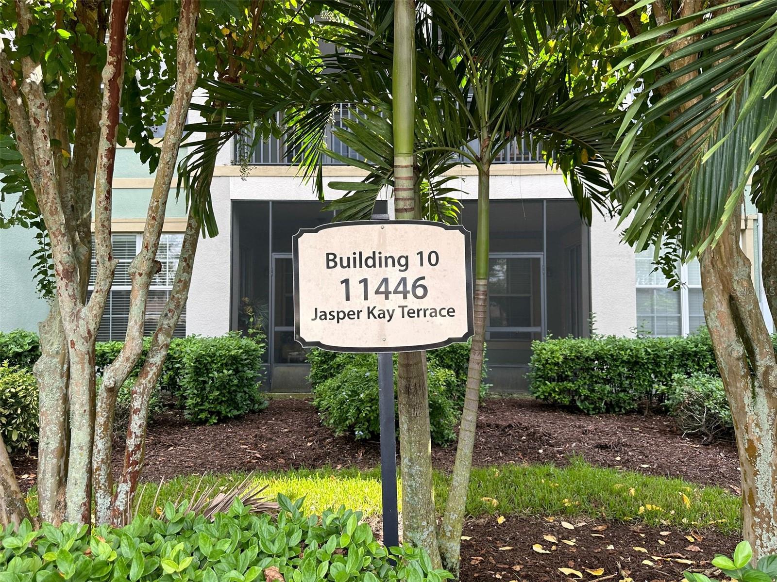 LAKESIDE/LKS/WINDERMERE - Residential Lease