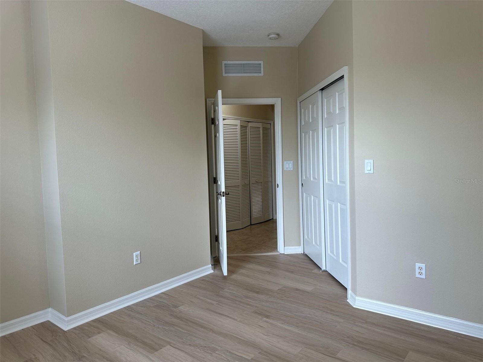 LAKESIDE/LKS/WINDERMERE - Residential Lease
