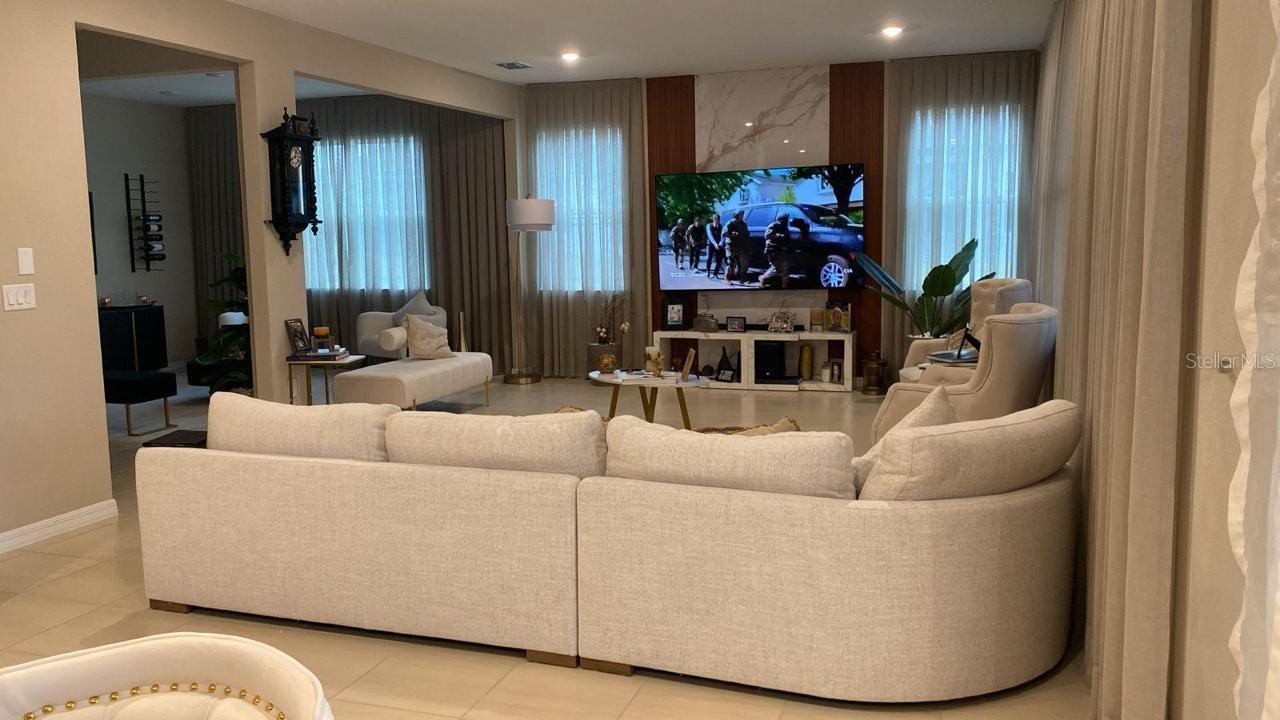 SILVERLEAF OAKS - Residential