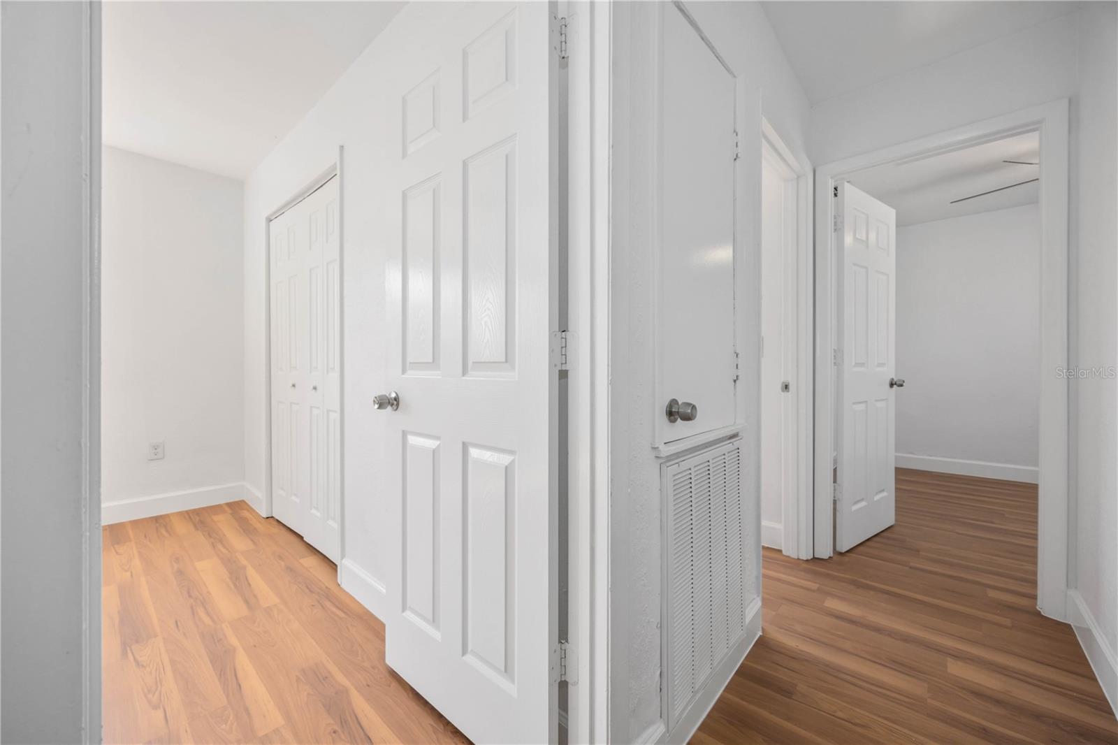 LAKES 01 - Residential