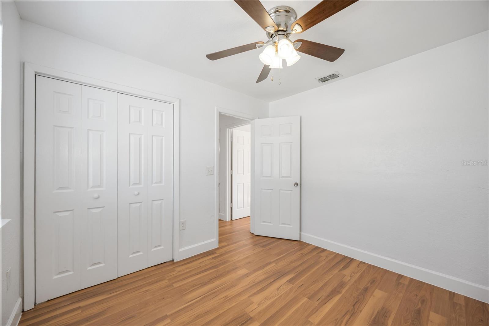 LAKES 01 - Residential