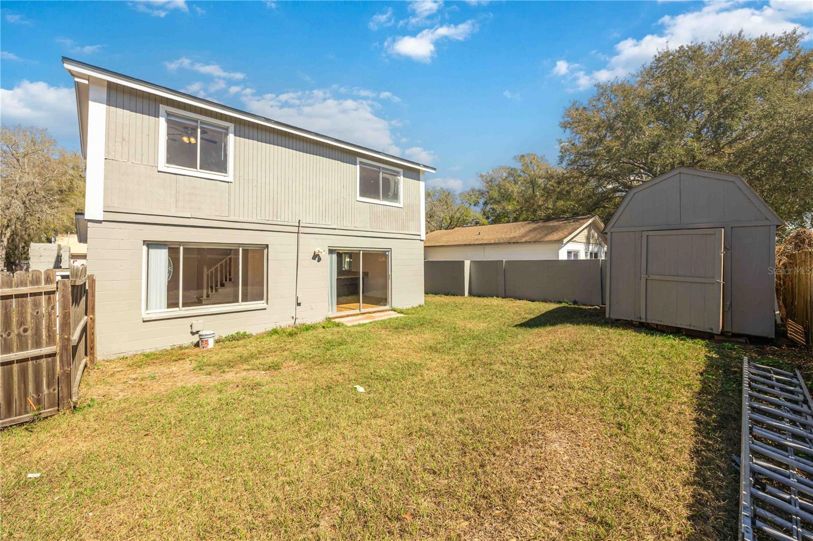 LAKES 01 - Residential