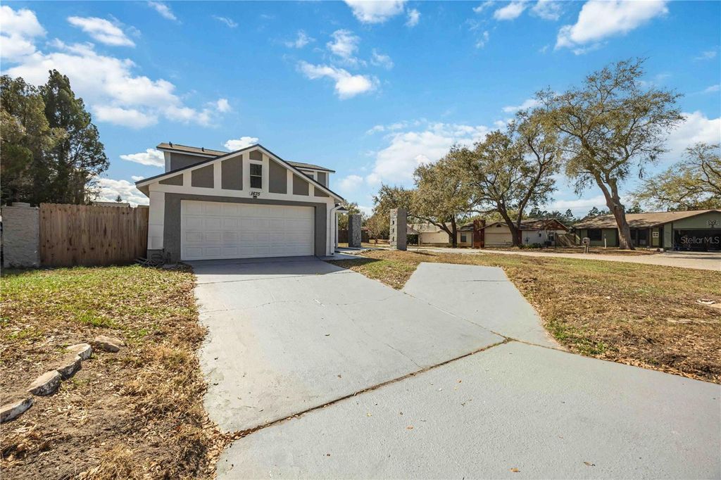 Photo of 1675 Sailpoint Drive, Bartow, FL 33830 (MLS # O6385548)