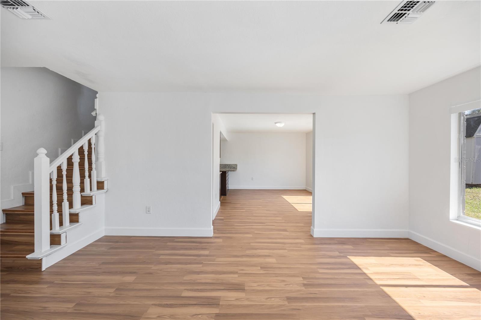 LAKES 01 - Residential